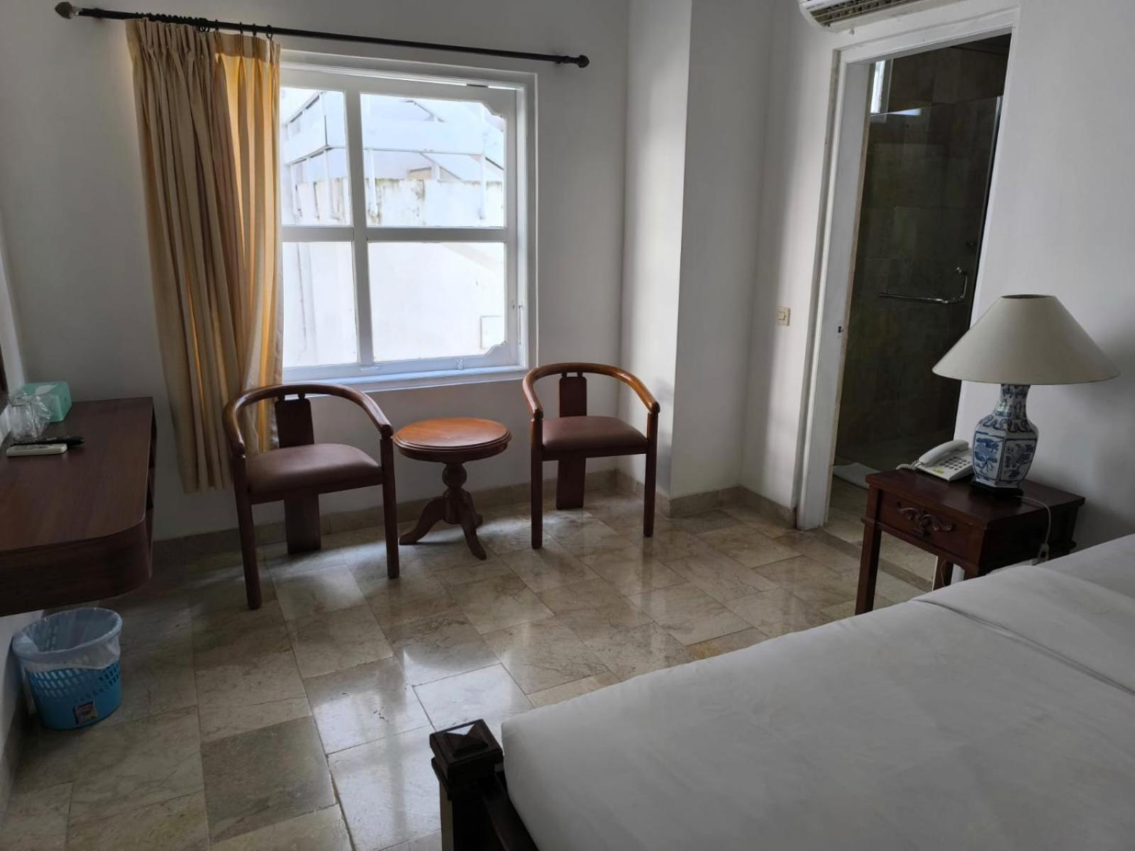 Hotel Sari Bunga Kuta Bali Legian