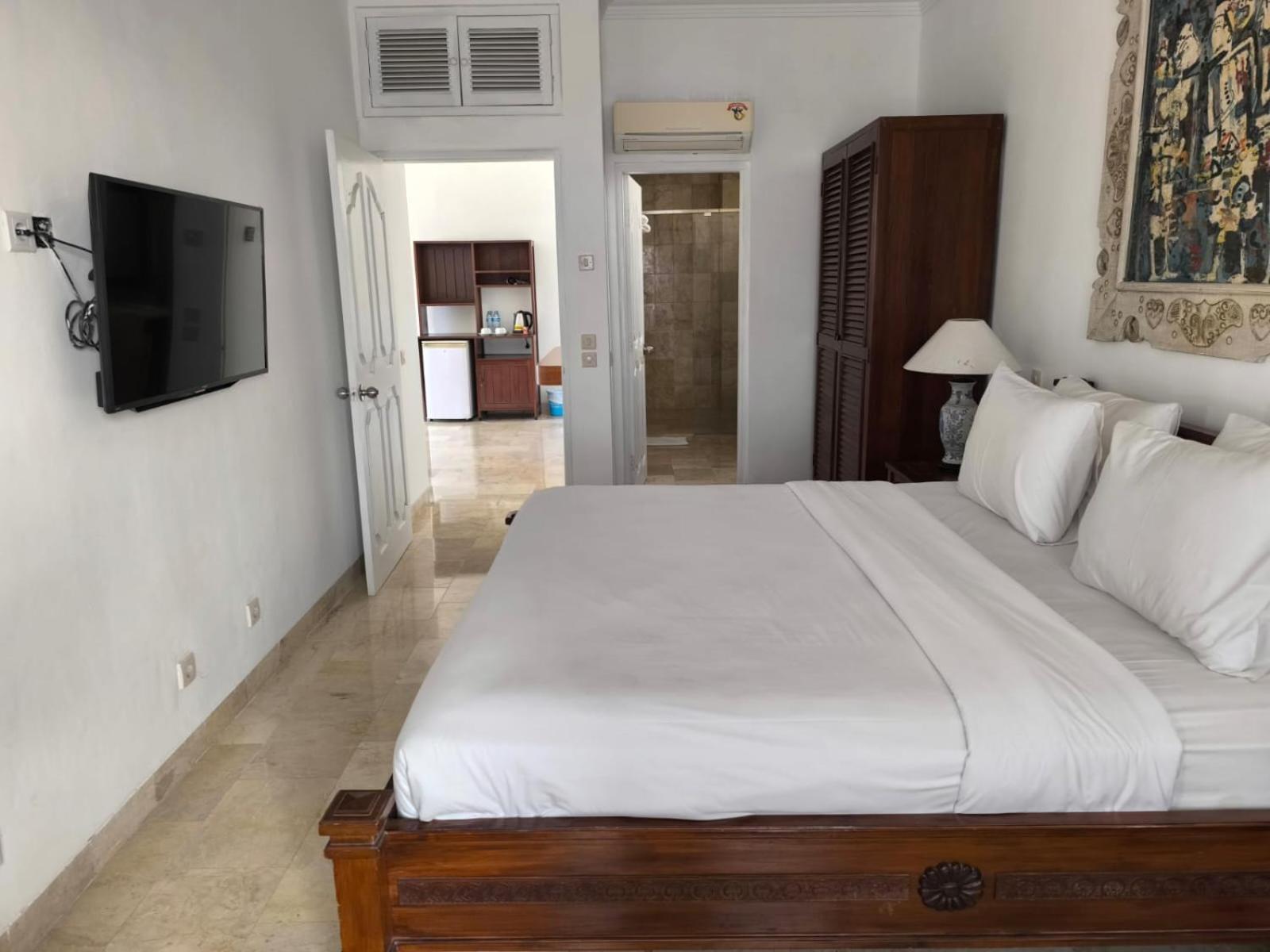 Hotel Sari Bunga Kuta Bali Legian
