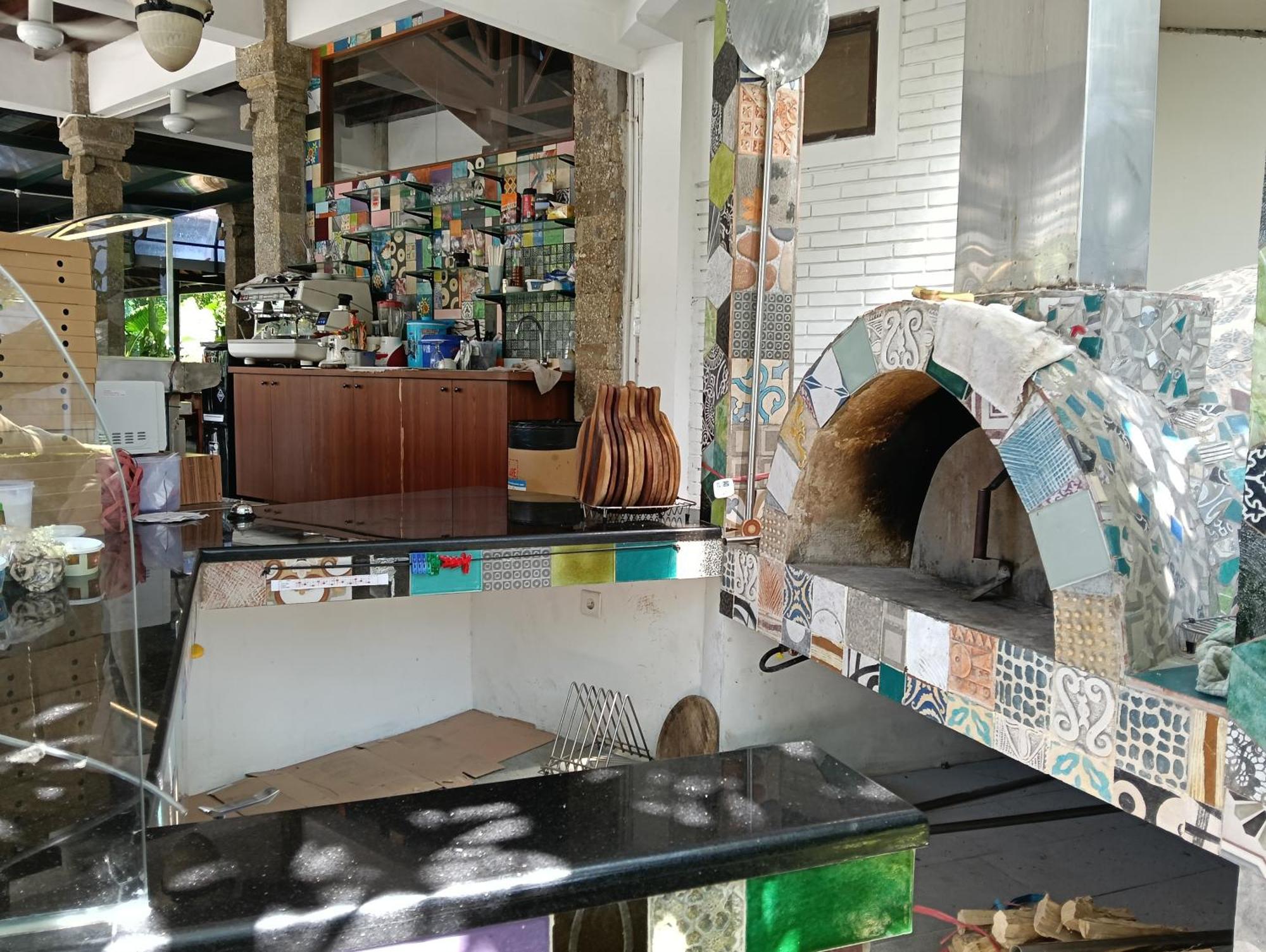 Hotel Sari Bunga Kuta Bali Legian